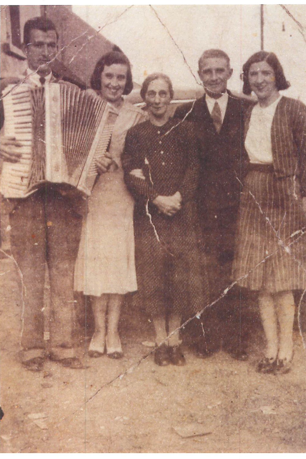 University lecture hall representing academic teaching at RWTH Aachen, Birmingham, and Rutgers